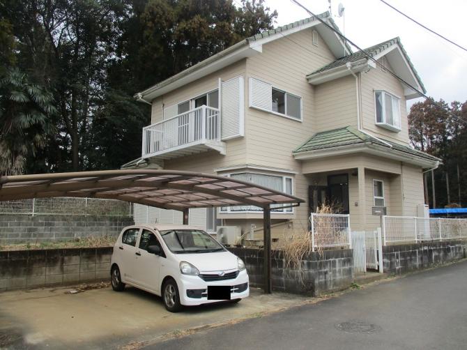 外観（駐車場あり）